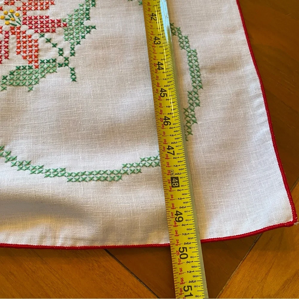 Vintage‎ Cross Stitched Christmas Poinsettia Linen Tablecloth 69x50